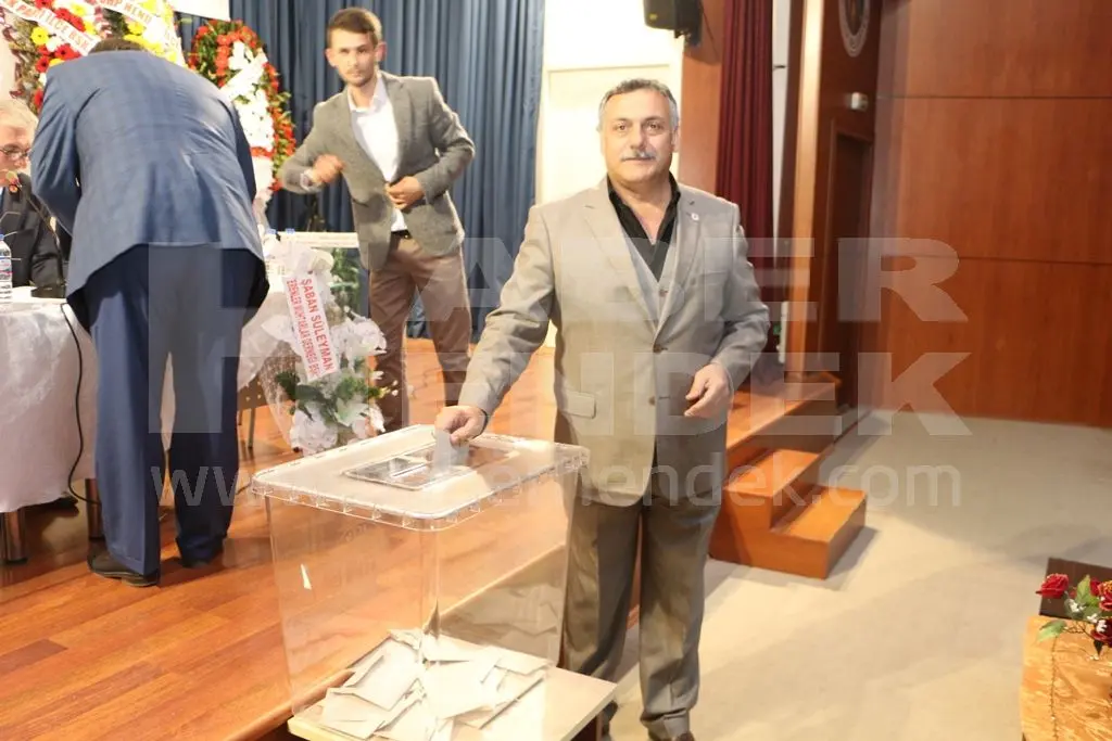 Haber: Muhtarlar Derneğinde Başkan Emin Kula Oldu - Galeri-4