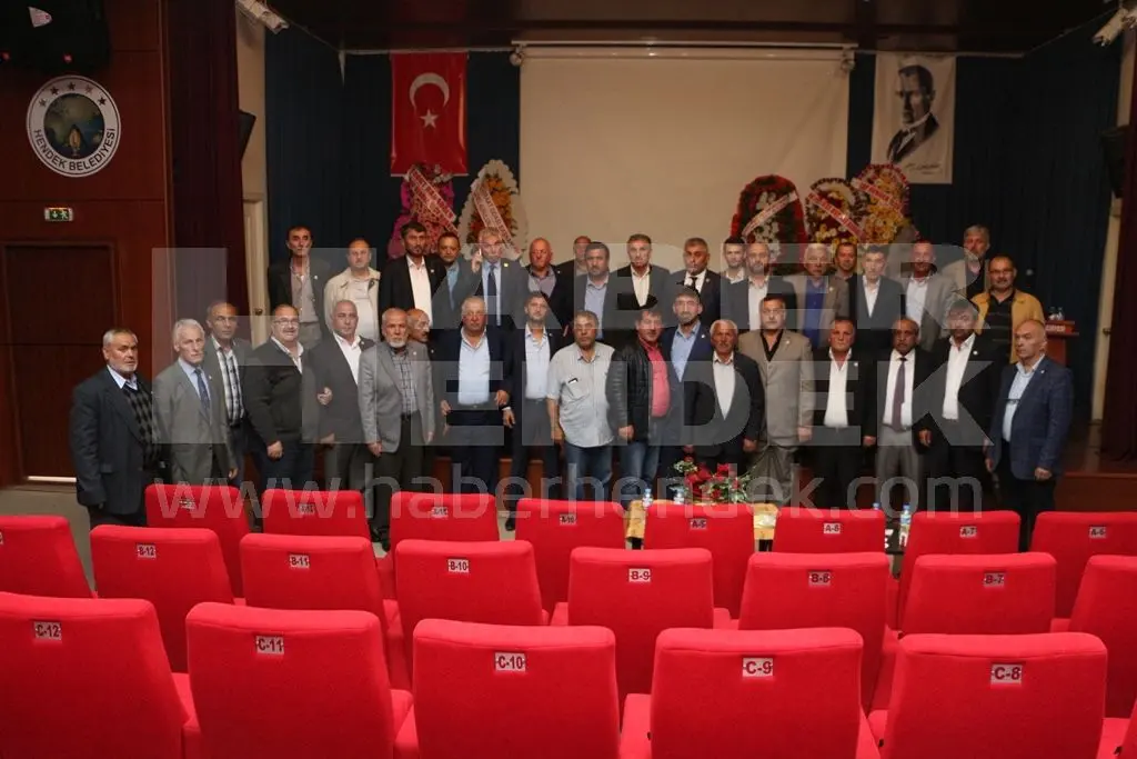 Haber: Muhtarlar Derneğinde Başkan Emin Kula Oldu - Galeri-6