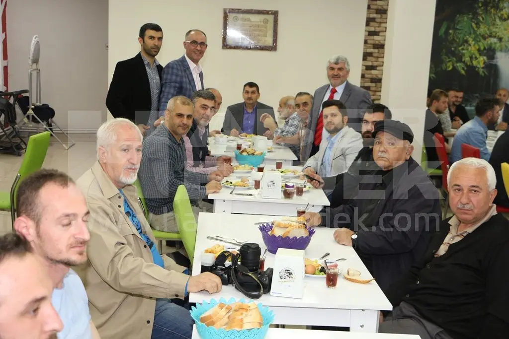 Haber: Bedir Esnaf Odası Başkanlığına Aday Olduğunu Açıkladı - Galeri-4