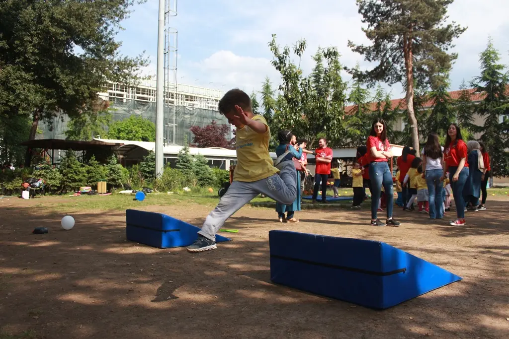 Haber: Minik Sporcular madalyalarını aldı. - Galeri-4