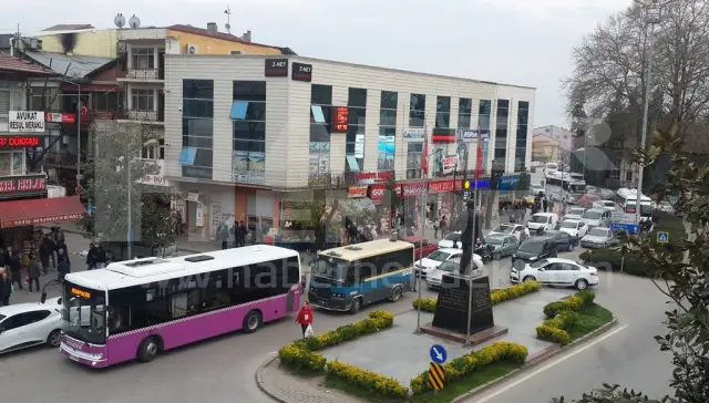 Hendek Merkezde Trafik Felç