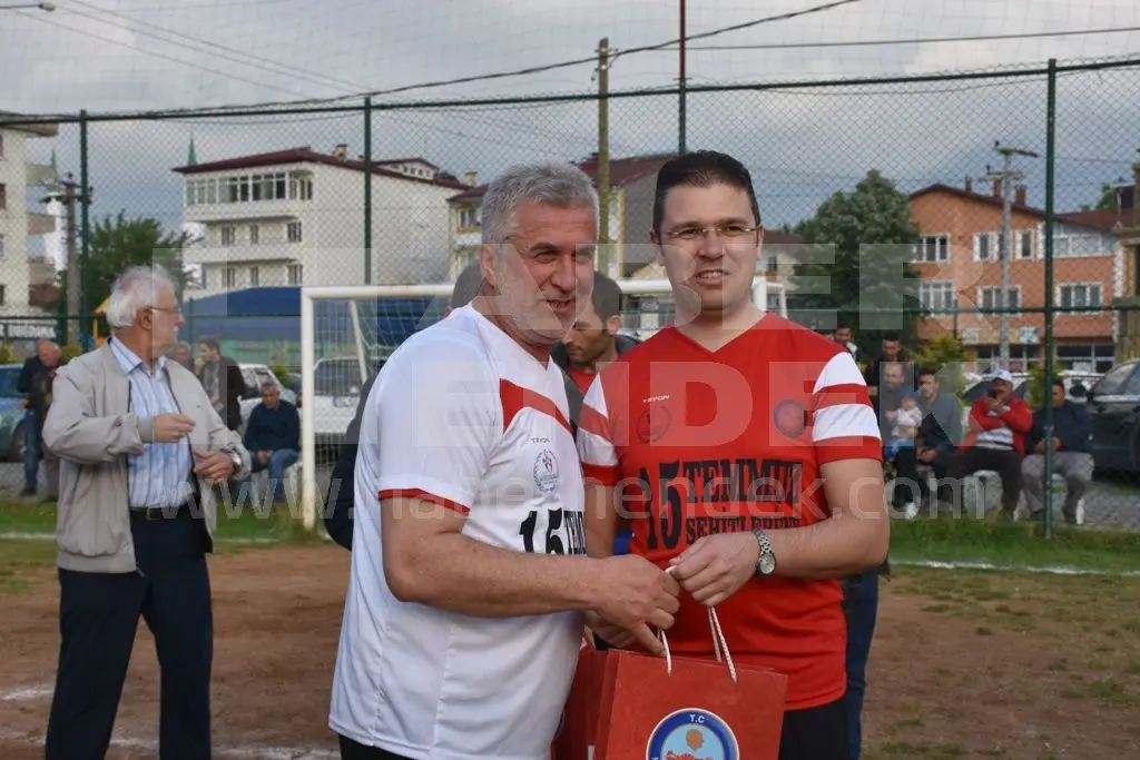Haber: ŞÖHRETLERDE BEYAZ TAKIM KAZANDI - Galeri-3