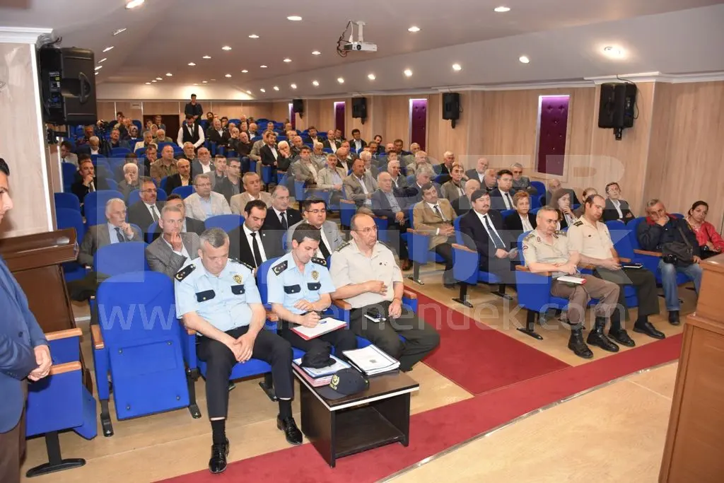 Haber: VALİ COŞ MUHTARLARI DİNLEDİ - Galeri-1