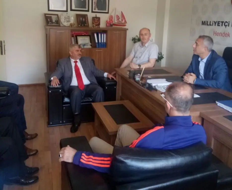 Haber: Esnaf Odası Başkan Adayı Bedir MHP’yi Ziyaret etti - Galeri-2