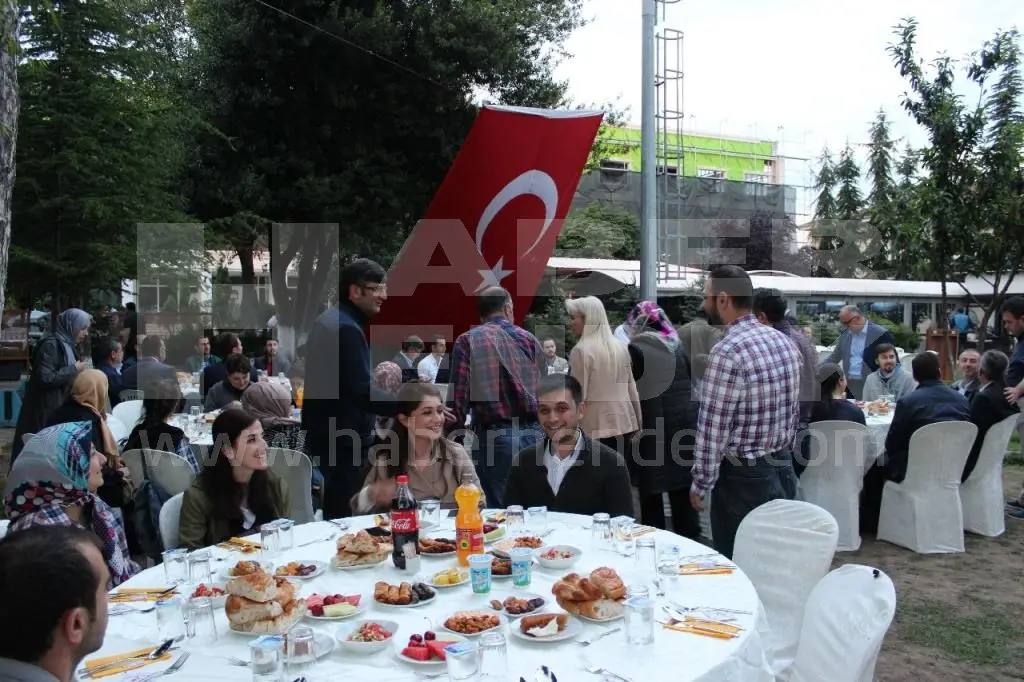 Haber: Hendek Eğitim Fakültesi İftarda Buluştu - Galeri-7