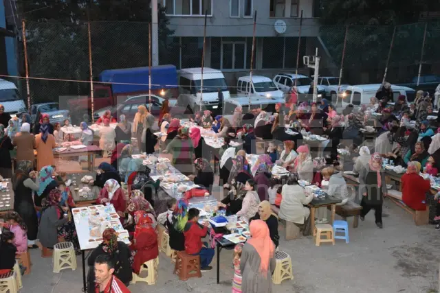 TORUNLARDAN ÖRNEK DAVRANIŞ