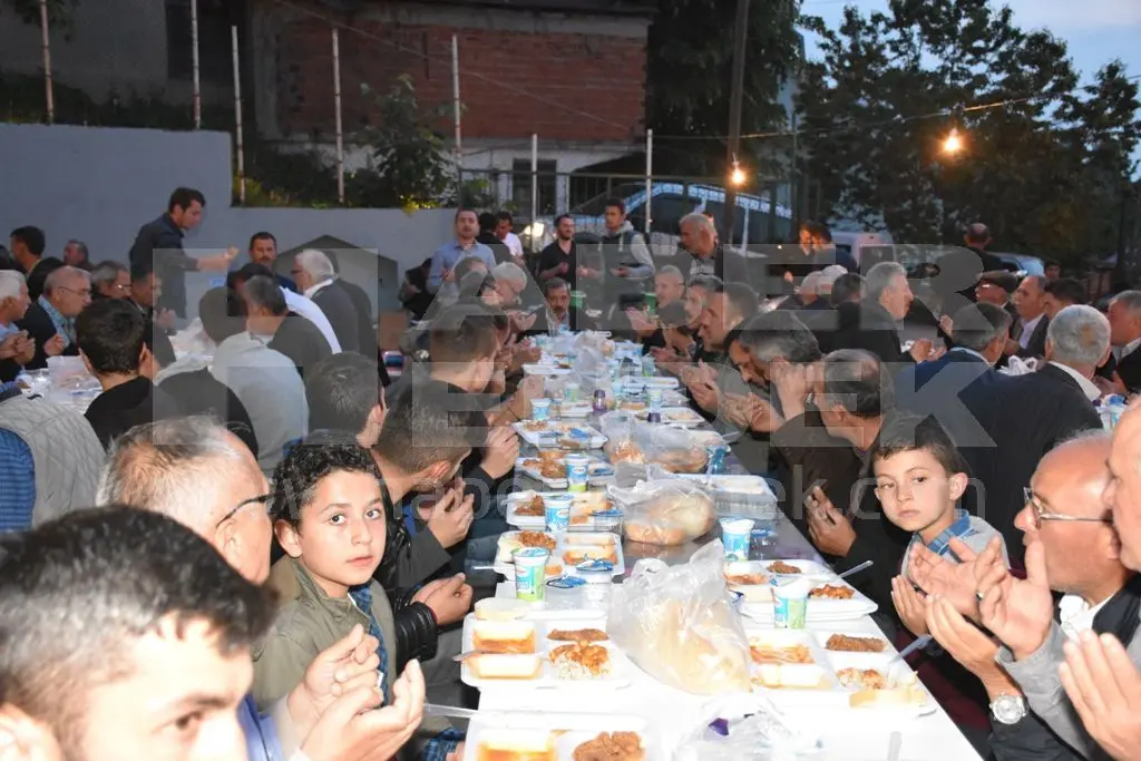 Haber: TORUNLARDAN ÖRNEK DAVRANIŞ - Galeri-5
