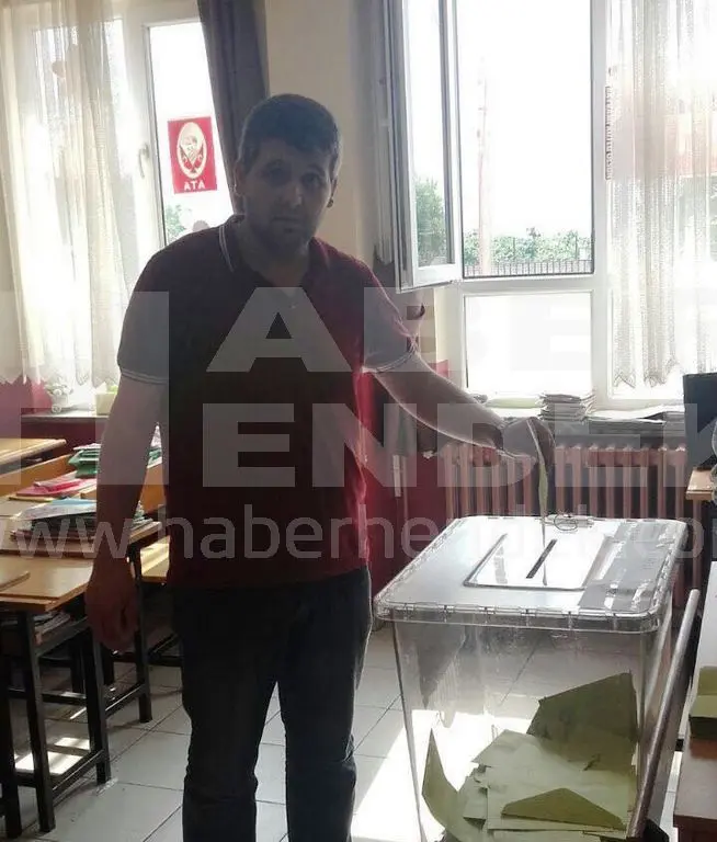 Haber: Kazımiye Mahallesi Muhtarını Seçti. Devrin Muhtar Oldu - Galeri-1