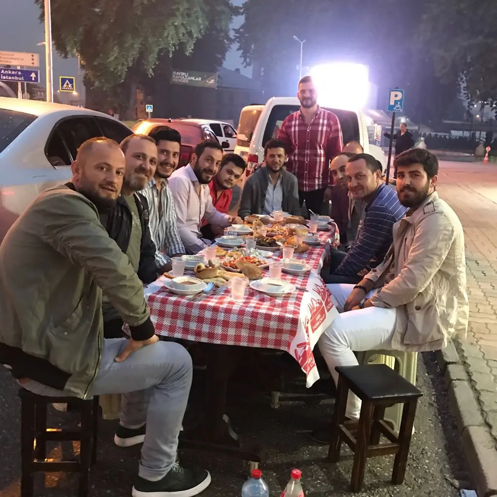Haber: HENDEK İLÇE MERKEZİNDE ESNAF İFTARI - Öne Çıkan