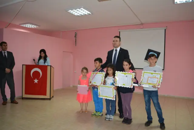 Öğrenciler İçin Tatil Zili Çaldı