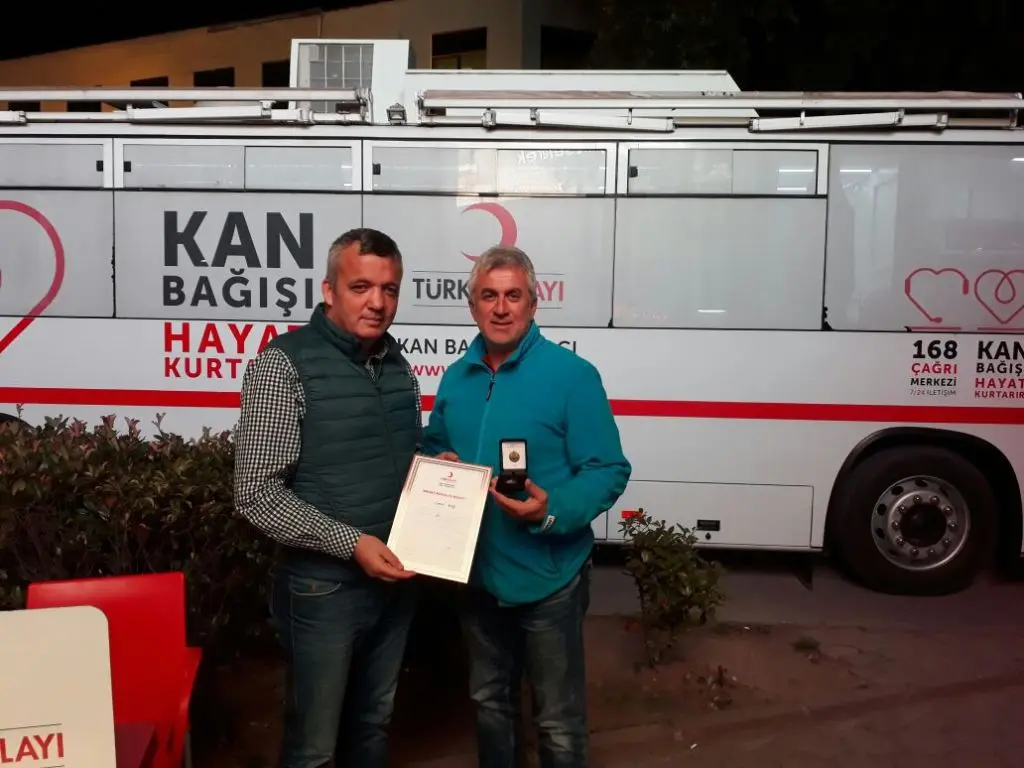 Haber: Hendek Emniyet Müdürü Baş Madalyasını Aldı, Babaoğlu Kan Bağışında Bulundu - Galeri-1