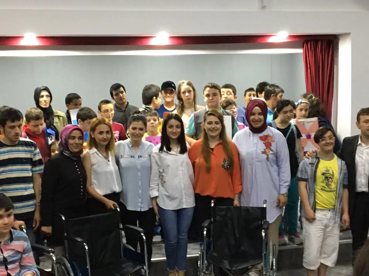 Haber: Pırıltı Anaokulu Engelleri Aşmak İçin Bir Kapakta Sen At Projesini Tamamladı - Öne Çıkan