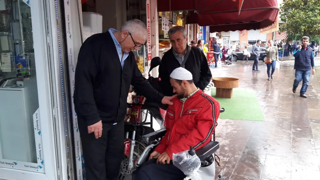 Haber: HARFLERİ GÖSTEREREK KONUŞUYOR - Öne Çıkan