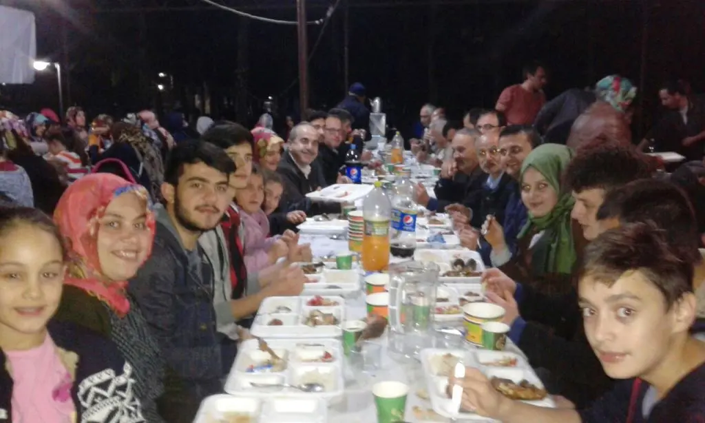 Haber: Halil İbrahim Hoca Sülalesi İftarda Buluştu - Öne Çıkan