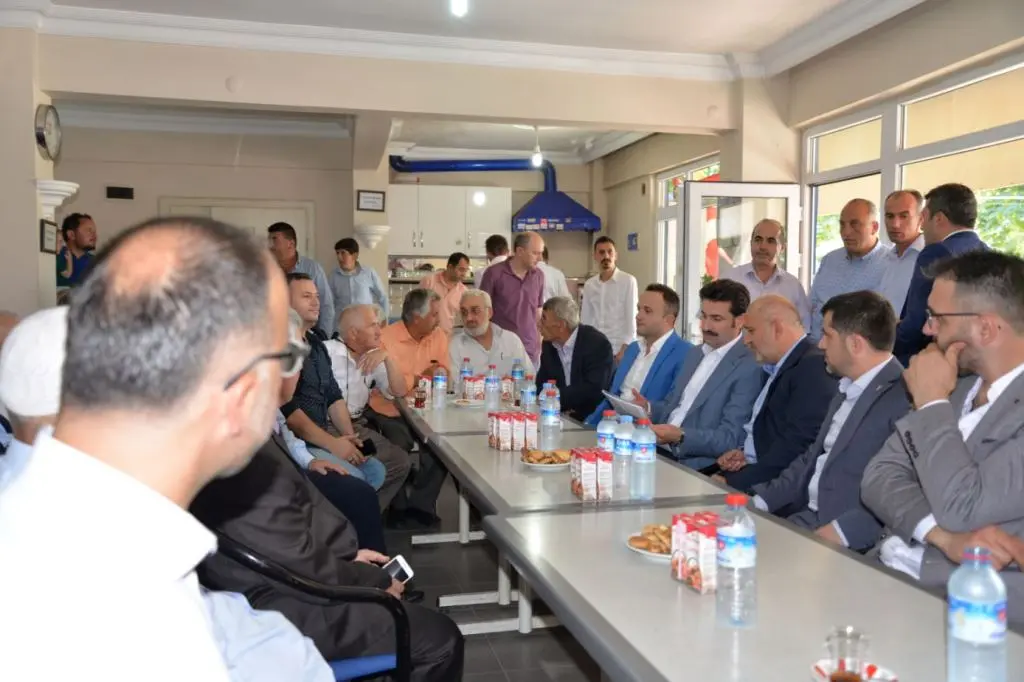 Haber: AK Parti Hendek Teşkilatı bayramlaştı - Galeri-1