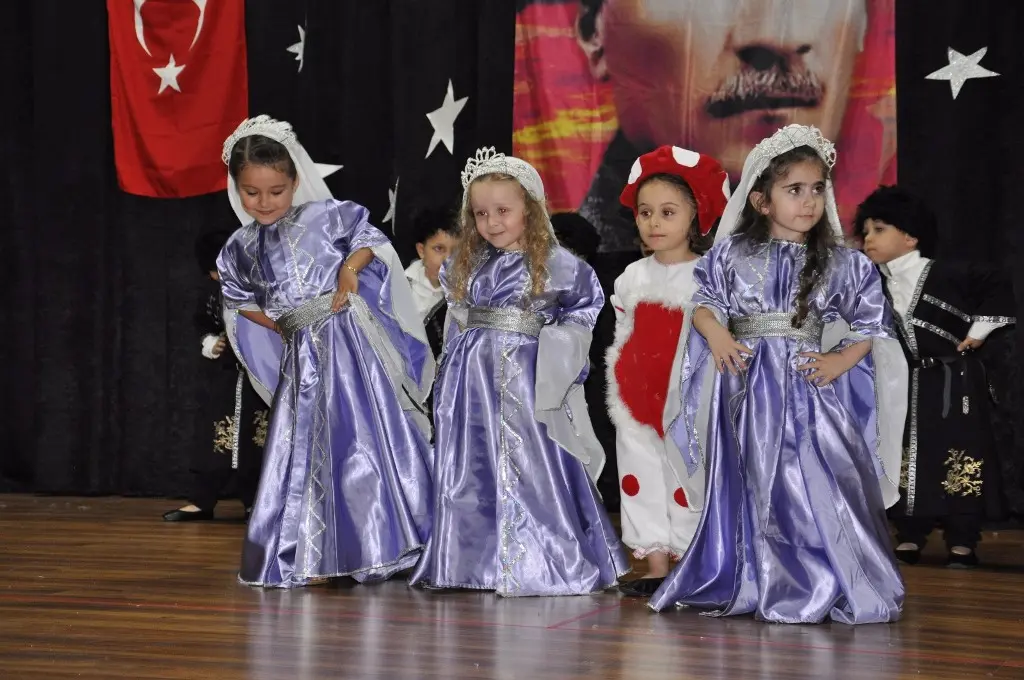 Haber: Sürpriz Kreş’ten Görkemli Gösteri - Galeri-3