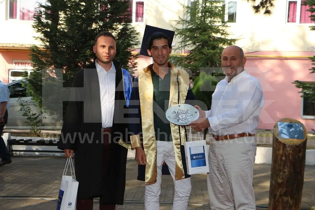 Haber: Hendek MYO Öğrencileri Kep Attı - Galeri-12