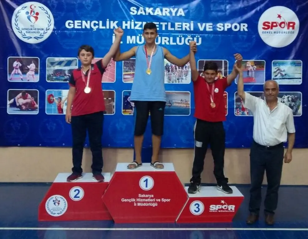 Haber: Grekoromen’de Hendek Damga Vurdu - Galeri-5