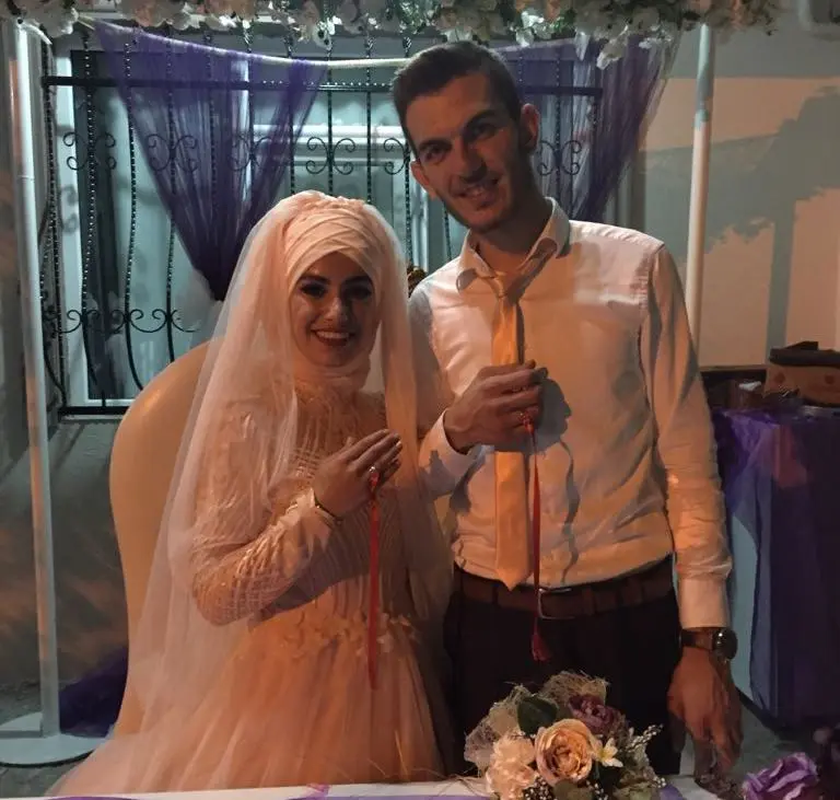 Haber: Sinem Ve Emre’den Evlilik Yolunda İlk Adım - Öne Çıkan