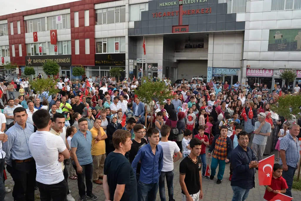 Haber: Hendek “Vatan sana canım feda” sesleriyle inledi - Galeri-3