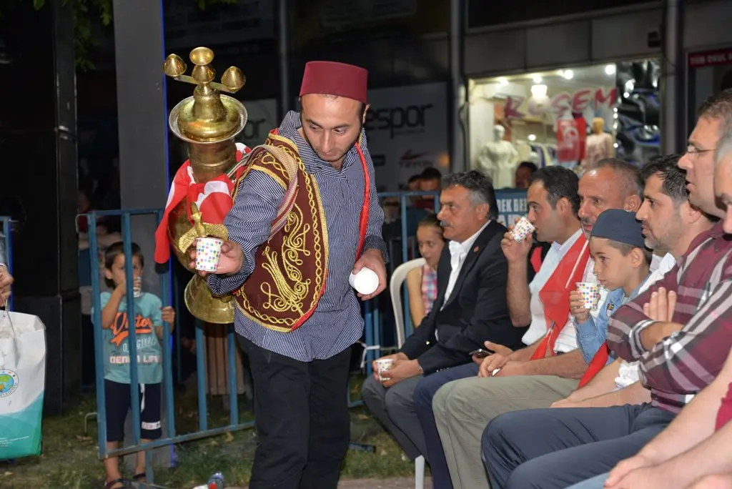 Haber: Hendekliler 15 Temmuz'da meydanı Doldurdu - Galeri-4