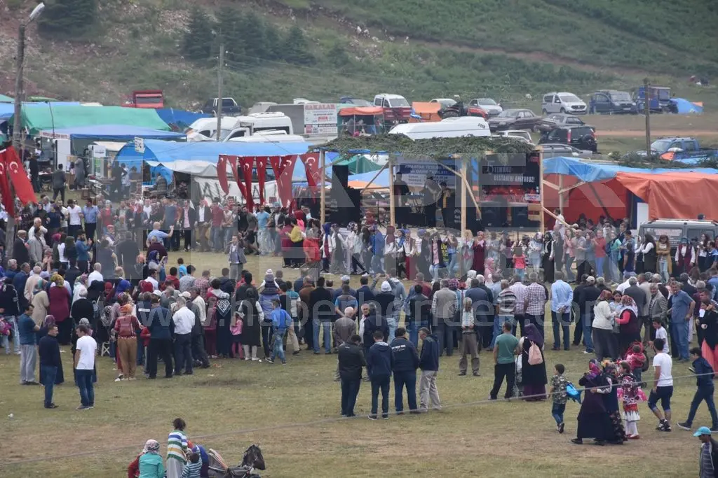 Haber: ÇİĞDEM YAYLA ŞENLİĞİ COŞKULU GEÇTİ - Galeri-1