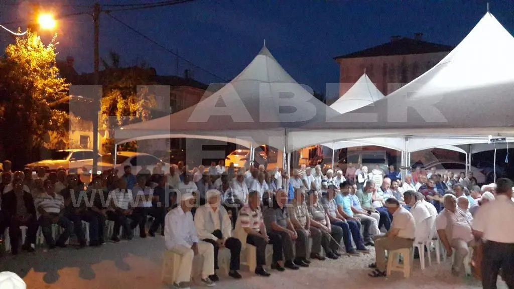 Haber: Babaoğlu Dualarla Anıldı - Galeri-2