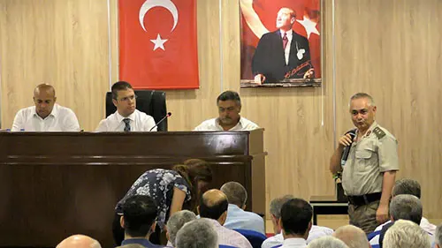 Haber: HENDEK KAYMAKAMLIĞI MUHTARLARLA TOPLANTI YAPTI - Galeri-1