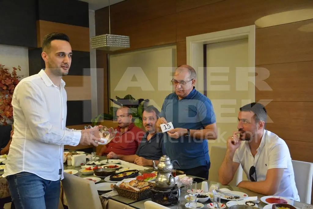 Haber: 2.OSB Futbol Turnuvası Kuraları Çekildi - Galeri-8