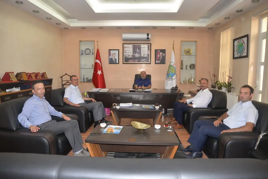 Haber: İl Tarım Müdüründen ziyaret - Öne Çıkan