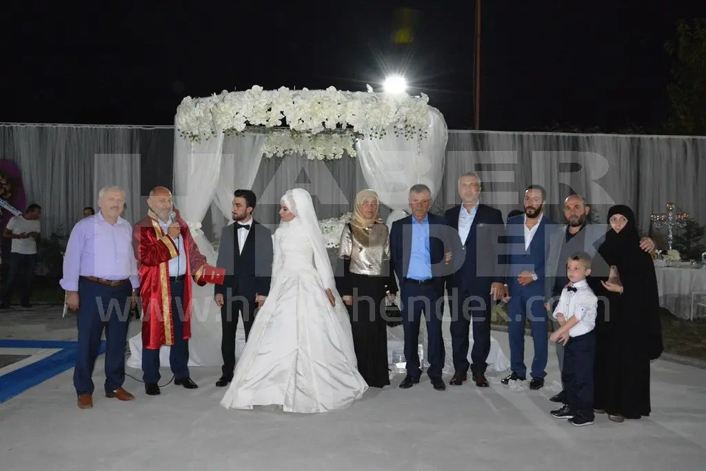 Haber: Şükran ve Enes Bir Ömür Hayata Evet Dedi - Galeri-3