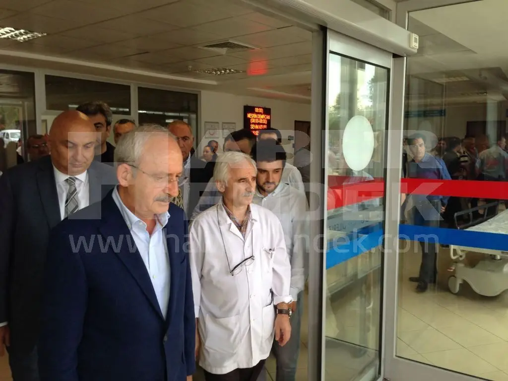 Haber: Kılıçdaroğlu’ndan Yaralılara Geçmiş Olsun Ziyareti - Galeri-3