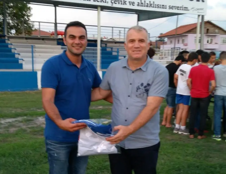 Haber: Akova Barışspor Sahaya İndi - Galeri-7