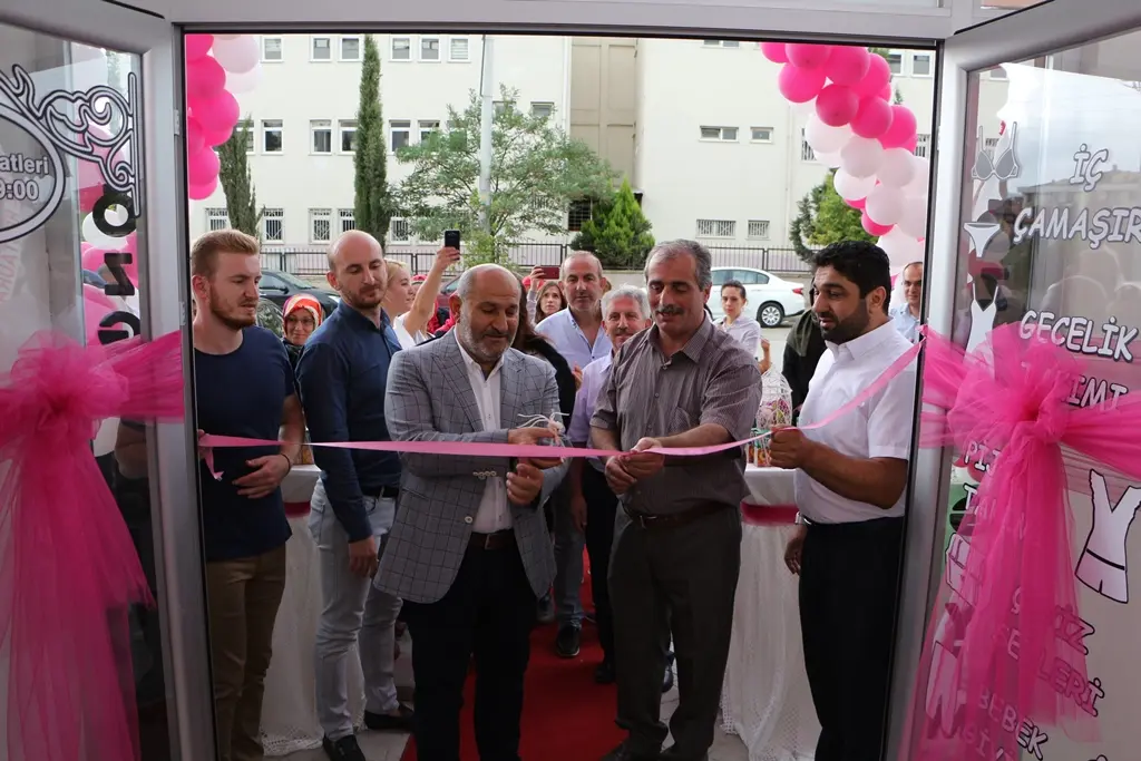 Haber: ÖZGE GİYİM AÇILDI - Galeri-2