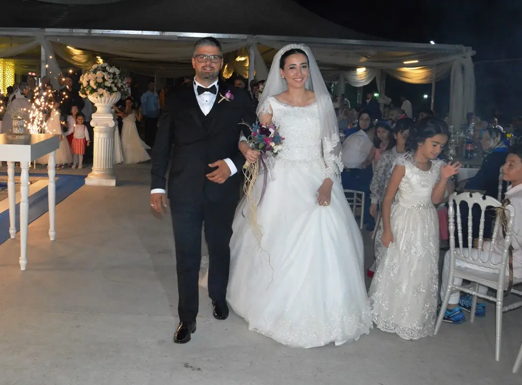 Haber: Mine ile Ömer Bir Ömür Hayata Yelken Açtılar - Galeri-2