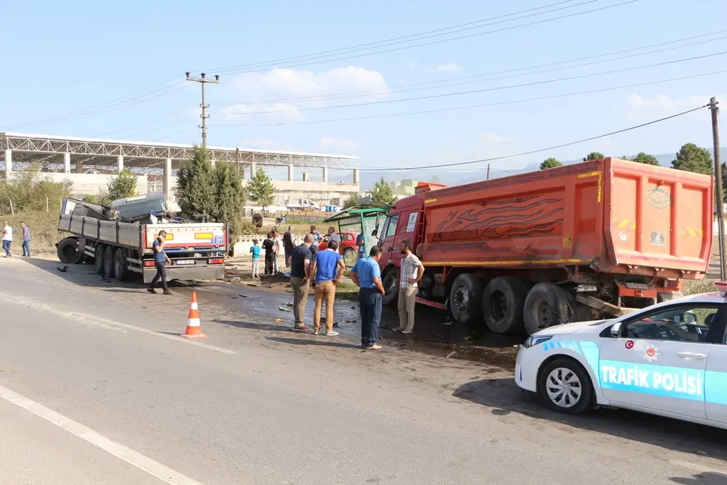 Haber: Karayolu savaş alanına döndü - Öne Çıkan