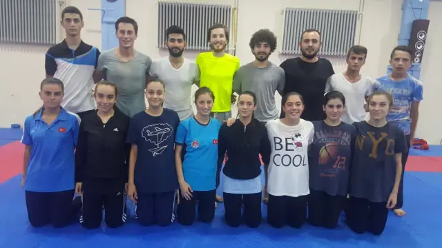 Karateciler İstanbul Open yolculusu