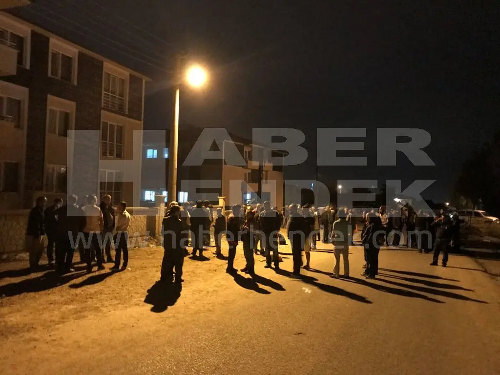 Haber: DAİRE İÇERİSİNDE ÇÖKME PANİĞE YOL AÇTI - Galeri-1
