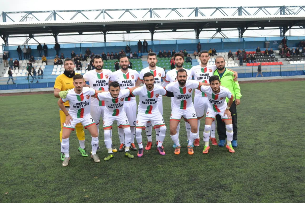 Haber: DEREKÖY 3 PUANLA DÖNDÜ - Öne Çıkan
