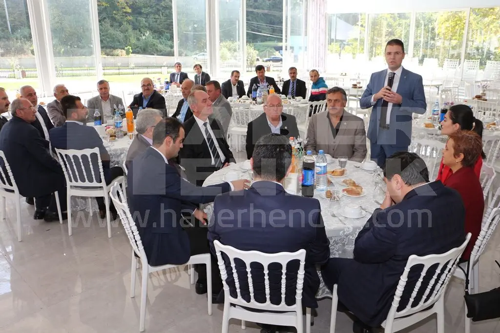 Haber: Hendekli Muhtarlar Yemekte Buluştu - Galeri-3