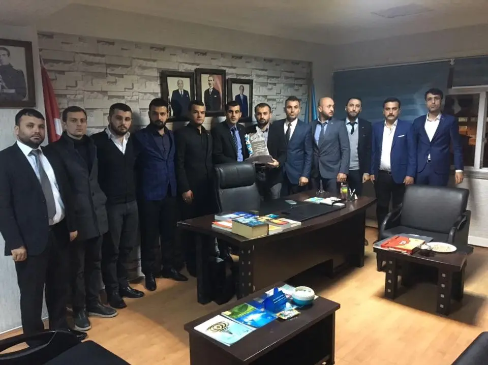 Haber: Ülkü Ocakları Sakarya Başkanı Sofuoğlu Cumhuriyet Bayramını Kutladı - Öne Çıkan