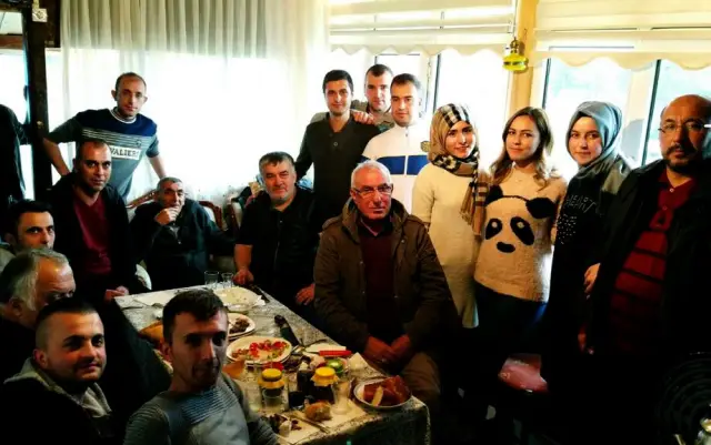 Çalışma Arkadaşlarından İnfaz Koruma Baş Memuru Çetinkaya’ya Veda Yemeği