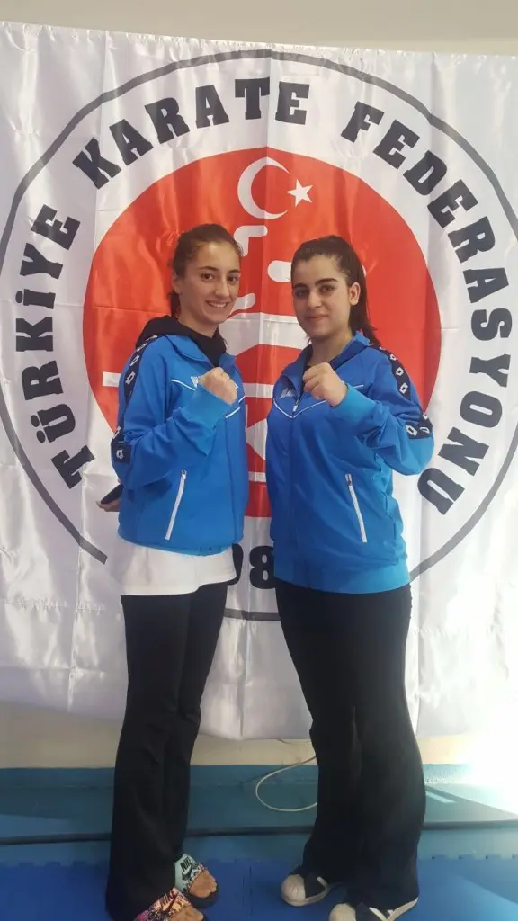 Haber: Aygüneş ve Ünlüsoy finalde - Galeri-2
