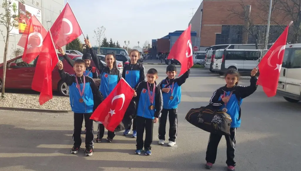 Haber: Hendek'li Karateciler Prag’da - Öne Çıkan