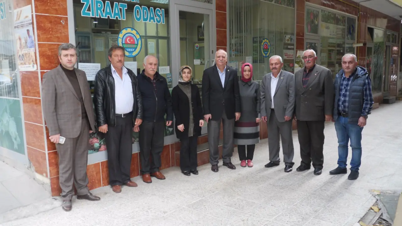 Haber: Bayraktar Hendek Ziraat odasını ziyaret etti - Galeri-1