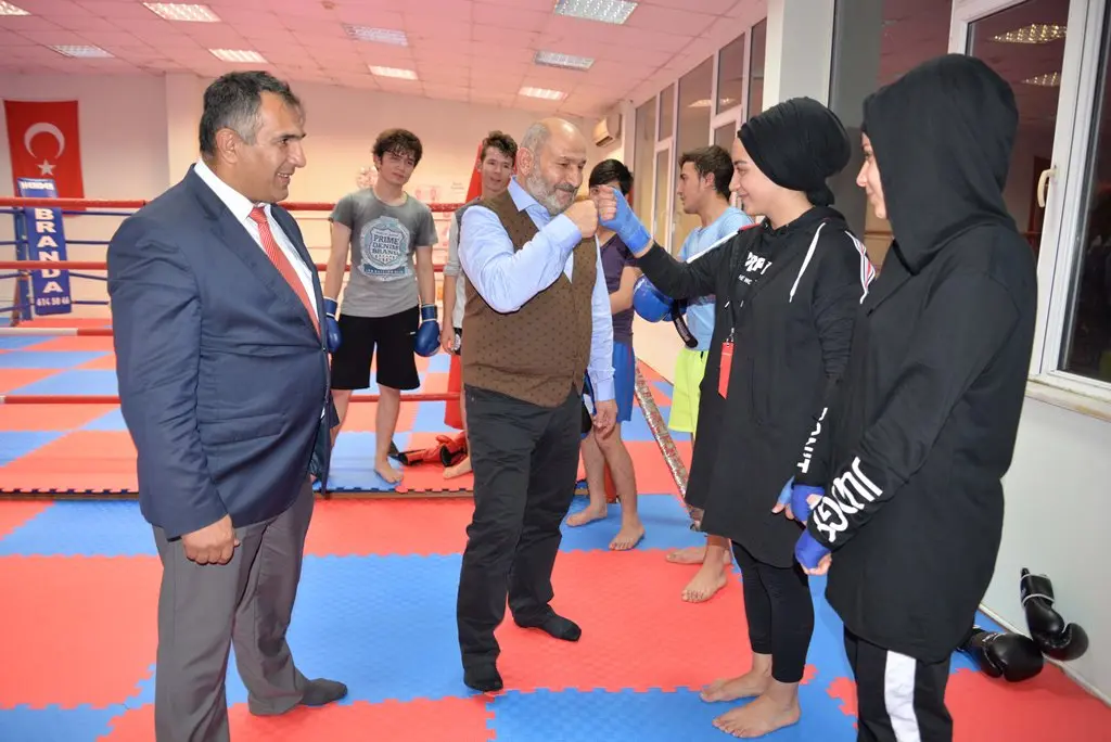 Haber: Püsküllü ’den Muay Thai Spor Kulübü’ne ziyaret - Galeri-2