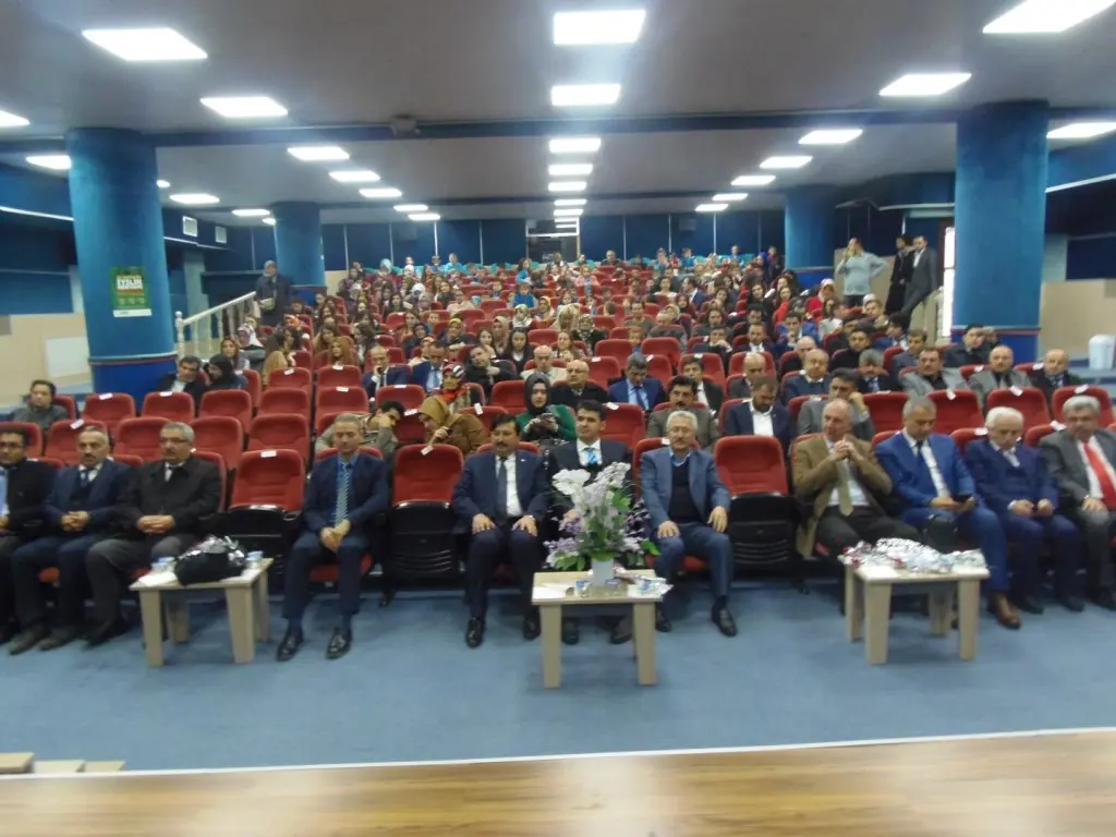 Haber: Hendek'te Öğretmenler Günü Çeşitli Etkinliklerle Kutlandı - Galeri-1