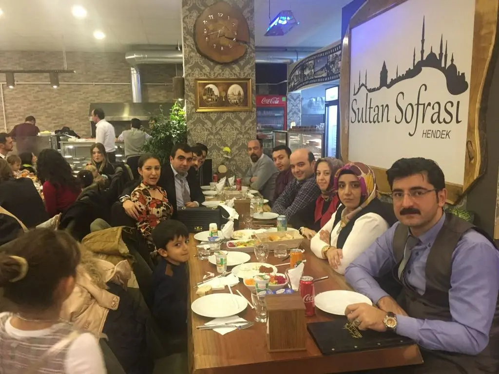Haber: İMGE’LİLER ÖĞRETMENLER GÜNÜNDE YEMEKTE BULUŞTU - Öne Çıkan