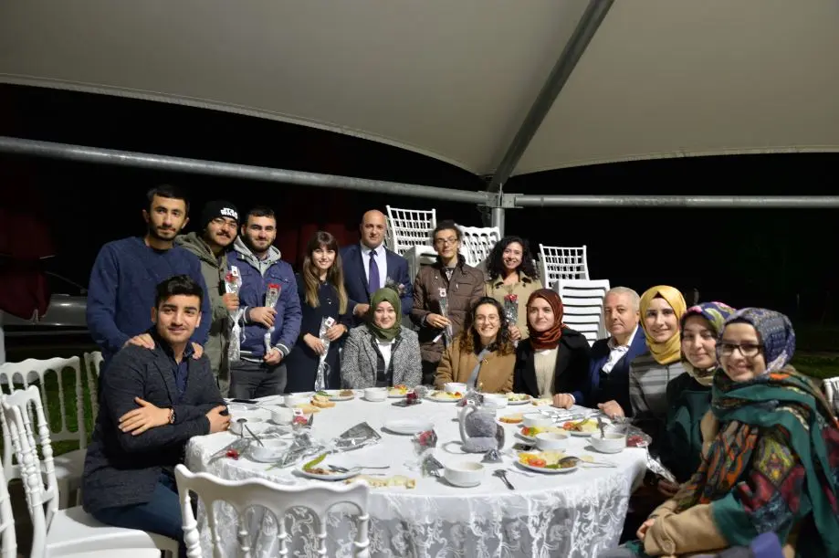 Haber: Eğitim Fakültesi Öğretmenler Günü’nü kutladı - Galeri-1
