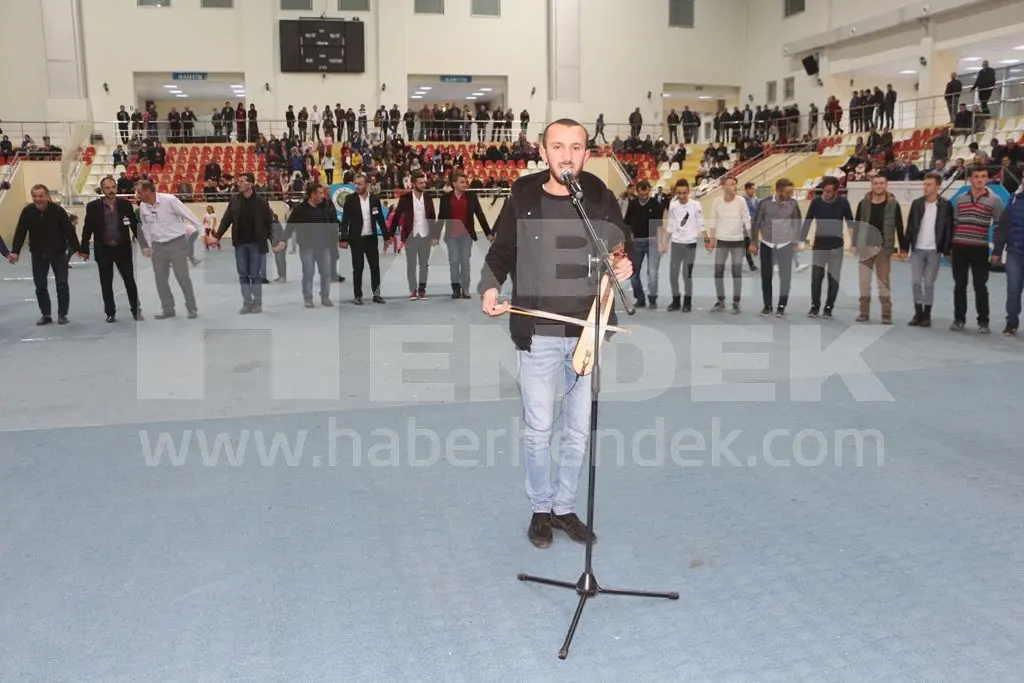 Haber: Genç Karadenizliler Gecede Coştu - Galeri-8